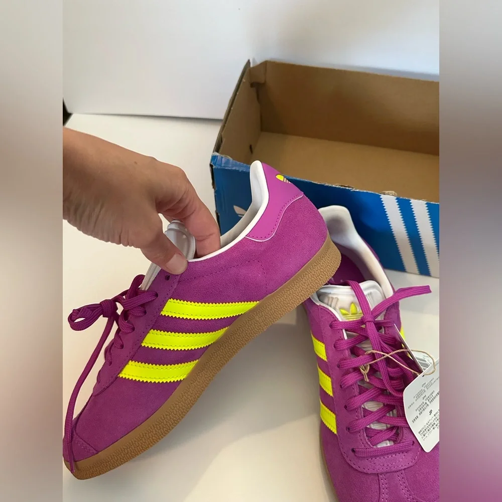 NWT adidas Originals Gazelle sneakers in pink and yellow with gum sole Women’s
